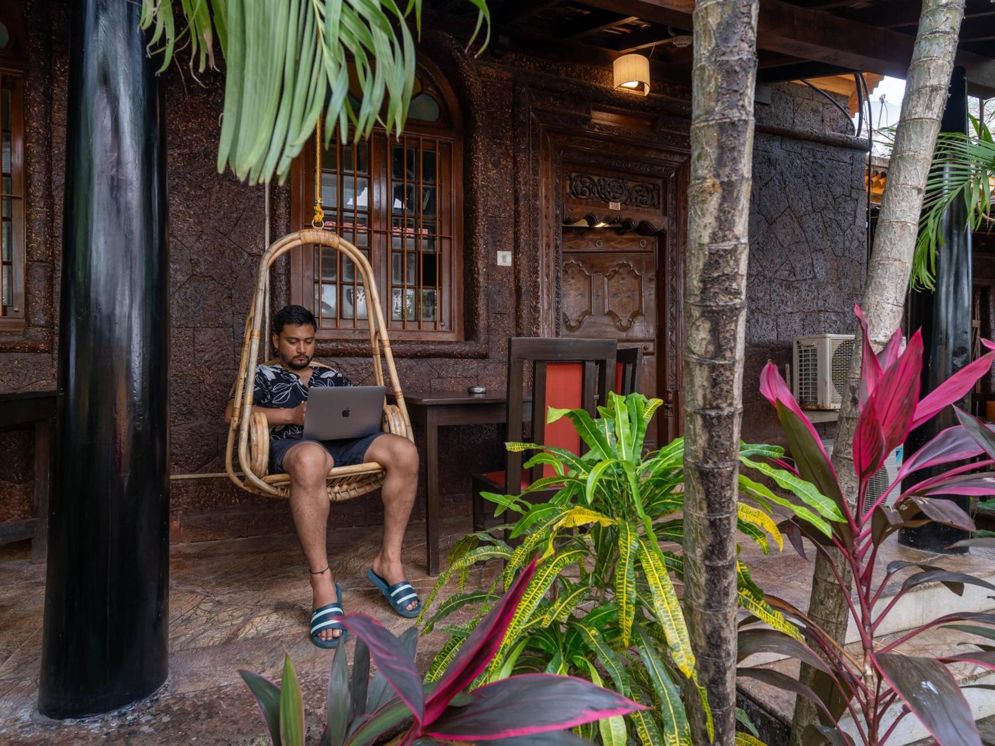 Madpackers Goa Anjuna - Bar Kültér fotó