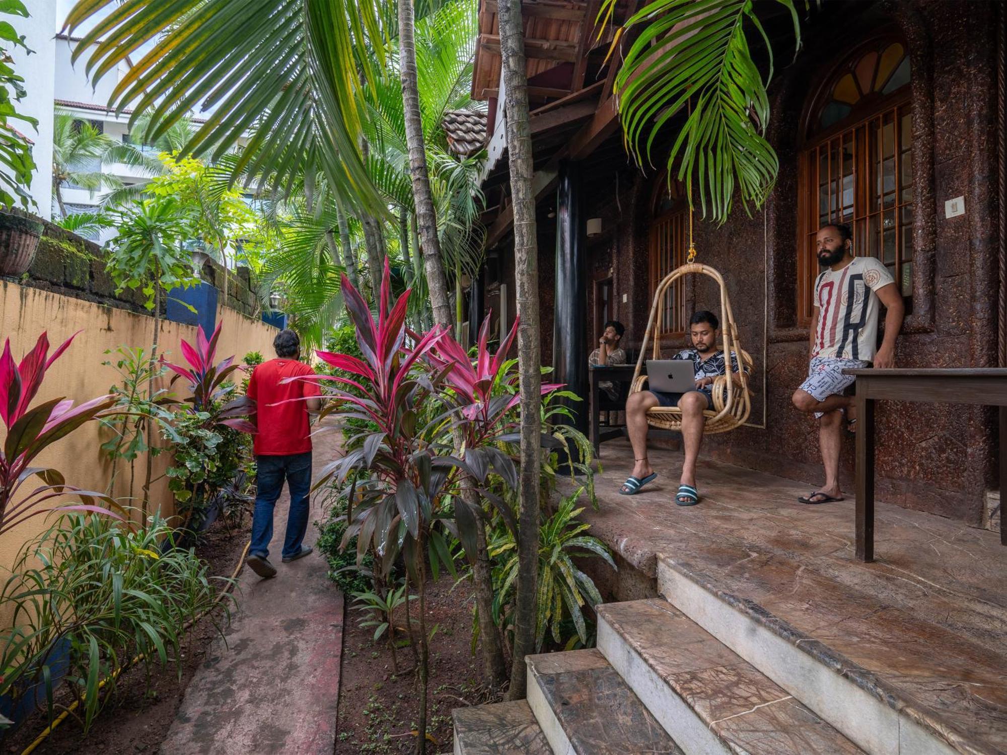 Madpackers Goa Anjuna - Bar Kültér fotó